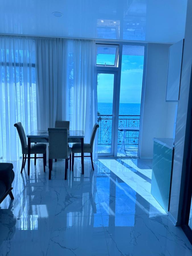 Kobuleti Rezidens Apartment Bagian luar foto